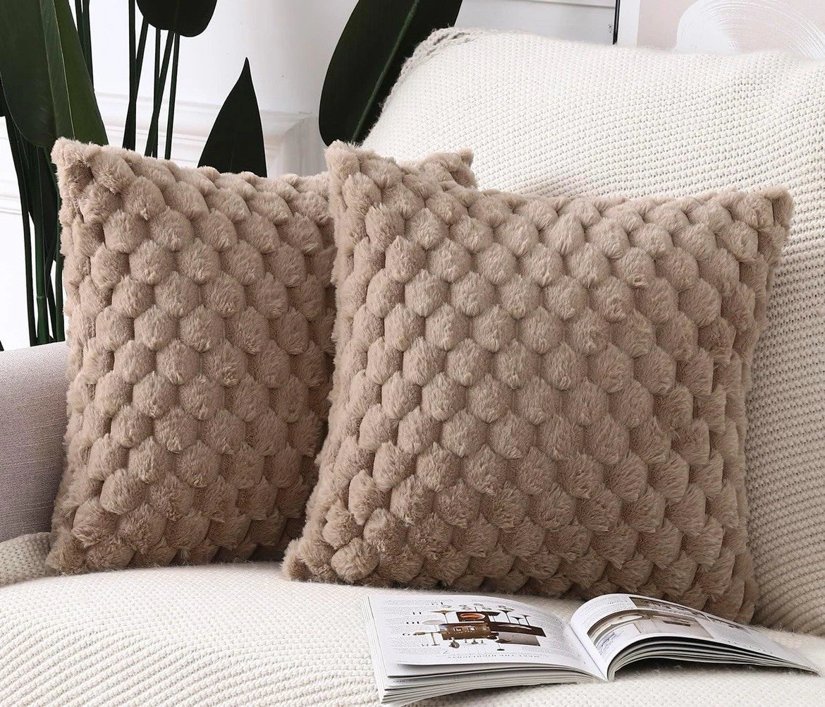 25 X 25 in Faux Fur Soft Fabric Throw Pillow Covers Case Sofa Bed Cushion Cover